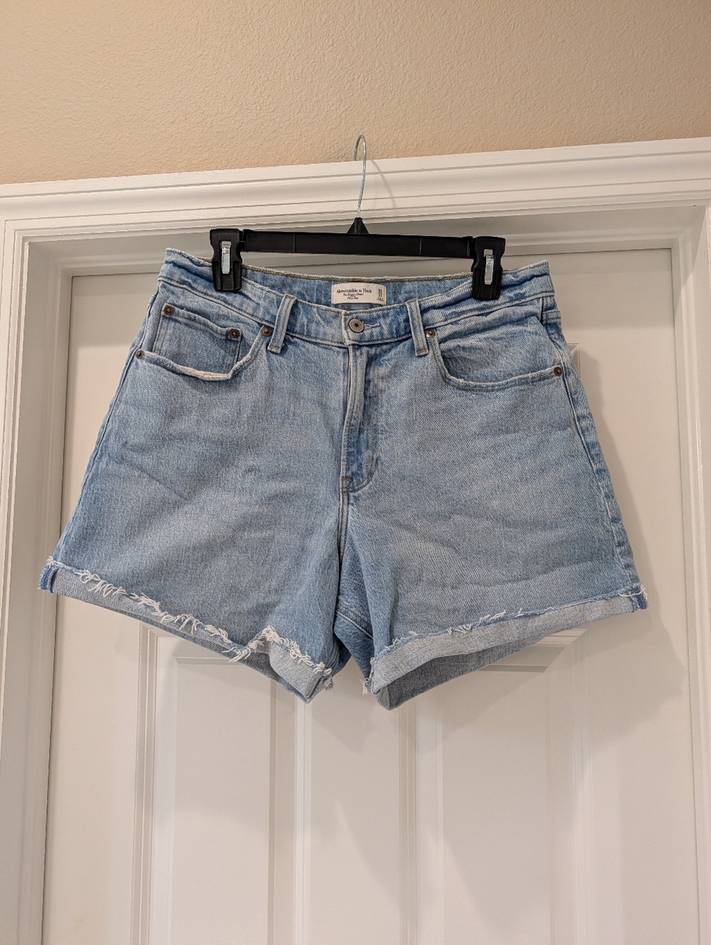 Abercrombie And Fitch The Baggy Short Mid-rise Curve Love Size 30